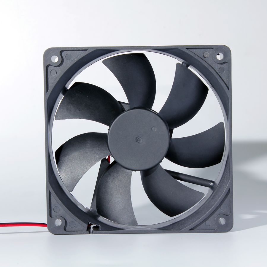120x120x25 mm DC axial fan
